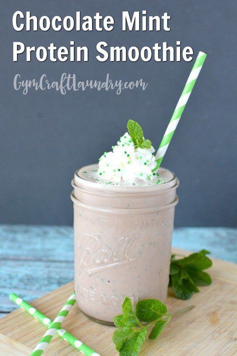 Mint Chocolate Protein Smoothie #mintchocolate #thinmint #protein #smoothie Smoothies Bowl, Berry Smoothies, Chocolate Protein Smoothie, Avocado Smoothie Recipe, Apricot Smoothie, Best Healthy Foods, Mint Smoothie, Chocolate Protein Shakes, Foods For Kids