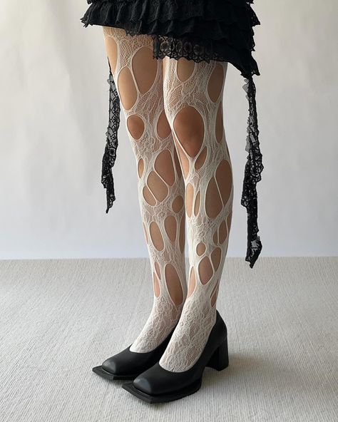 🌷🌻🌷🌻🌷With a pair of the truly versatile white ripped fishnet tights, @ibuddizy discovered the fun of mix&match, experimenting freely in between different styles🌸🌼🌸🌼🌸 Check it out: https://moodymumu.com/products/white-ripped-fishnet-tights?_pos=6&_sid=72d287480&_ss=r White Ripped Tights, Grunge Tights, Ripped Fishnets, Ripped Tights, Casual Coquette, White Fishnets, White Tights, White Stockings, Resin Design