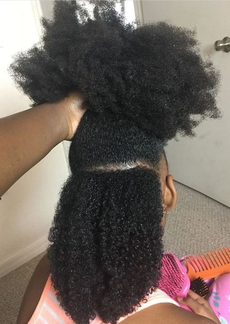 Black Hair Growth, Beautiful Black Hair, Quick Natural Hair Styles, Girls Natural Hairstyles, Beautiful Natural Hair, Pelo Afro, 4c Natural Hair, Natural Hair Beauty, Natural Curls Hairstyles