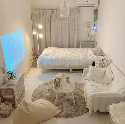 Bedroom Ideas Korean, Korean Bedroom Ideas, Korean Style Minimalist, Aesthetic Bedroom Ideas, Redecorate Bedroom, Minimalist Room, Room Design Bedroom, Room Makeover Bedroom, Small Room Bedroom