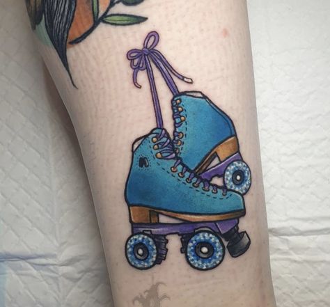 Rollerblade Tattoo, Traditional Roller Skate Tattoo, Rollerskate Tattoo, Roller Skates Tattoo, Roller Skate Tattoo, Roller Skates Tattoo Ideas, Roller Skate Doodle, Roller Derby Tattoo, Roller Boogie