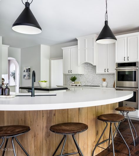 Kitchen Angled Peninsula, Curved Kitchen Peninsula, Round Kitchen Peninsula, Circle Island Kitchen, Curved Peninsula Kitchen, Round Kitchen Island Ideas, Angled Peninsula Kitchen, Rounded Island Kitchen, Curved Kitchen Islands