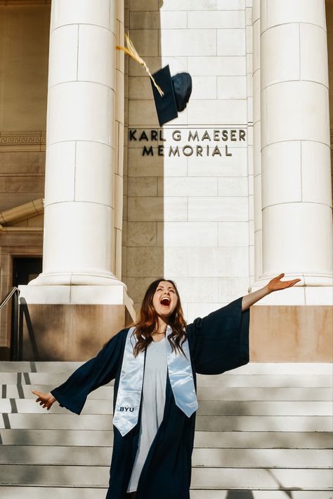 Byu Graduation Pictures, Byu Graduation, Graduation Pose, Photoshoot Graduation, Graduation Inspiration, Mba Graduation, Grad Shoot, Grad Pic, Graduation Photography Poses