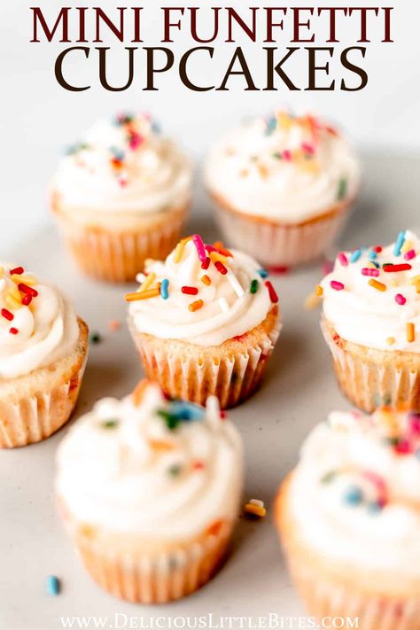 Mini Cupcake Recipes, Funfetti Birthday Cake, Bite Size Cupcakes, Funfetti Birthday, Cupcakes Funfetti, Christmas Cupcakes Recipes, Confetti Cupcakes, Funfetti Cupcakes, Healthy Cupcakes