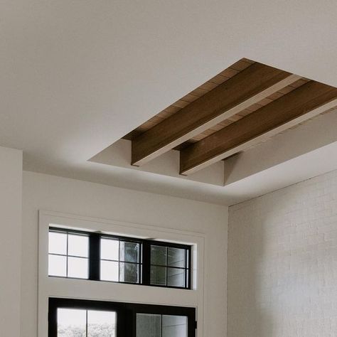 Jill Rolling on Instagram: "A painted brick wall and a white oak tray ceiling was the perfect way to add character to this foyer🤎 • • • • 📸@brookepavel #entryway #entrywaydecor #entry #foyer" Tray Ceiling Ideas, Painted Brick Wall, Brick Accent Wall, Accent Tray, Double Entry Doors, Door Entry, Ceiling Detail, Ceiling Treatments, Tray Ceiling