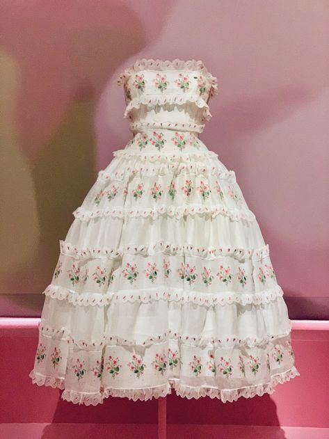 Dior Flower Dress, Dior Vintage Dress, Vintage Dior Dress, Dior Dresses, Dior Dress, September 1st, 20th Century Fashion, Dior Fashion, Grad Dresses