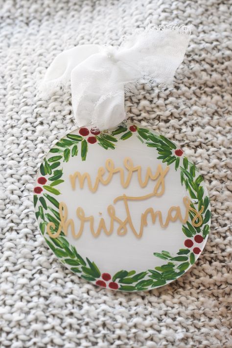 Personalize your Christmas tree with a beautiful hand-painted acrylic ornament! Classic and timeless, this ornament is the perfect gift for your friends and family this Christmas season. Please message me for any customization requests! I am more than happy to work with you to personalize your ornament! Please do not hesitate to reach out with any questions! Acrylic Flat Ornaments, Hand Painted Acrylic Ornaments, Handpainted Christmas Ornament, Painted Acrylic Ornaments, Acrylic Ornament Ideas, Acrylic Ornaments Diy, Class Ornaments, Cricut Ornament, Christmas Acrylic Ornaments