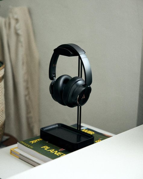 Headphones Stand, Wood Headphones, Headphone Storage, Headset Holder, Headset Stand, Own Place, Headphone Stand, Recording Studios, Headphone Stands