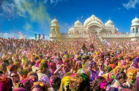 Spring Holidays Holi Festival Photography, Holi Festival India, Radha Krishna Temple, Happy Holi Images, India Festival, International Party, Holi Festival Of Colours, Festival Of Colors, Krishna Temple