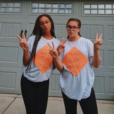 Meme Day Outfits, Meme Day Outfits Spirit Week, Meme Day Costumes, Spirit Week Ideas, Spirit Day Ideas, Cheer Costumes, Homecoming Decorations, Meme Party, Homecoming Spirit Week