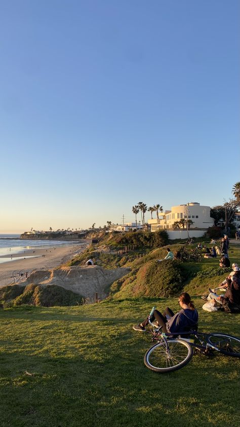 sunset @ palisades park in pacific beach Pacific Beach San Diego, Soft Sunset, Los Angeles Aesthetic, Beach San Diego, Cali Life, San Diego Travel, California Vibe, California Summer, San Diego Living