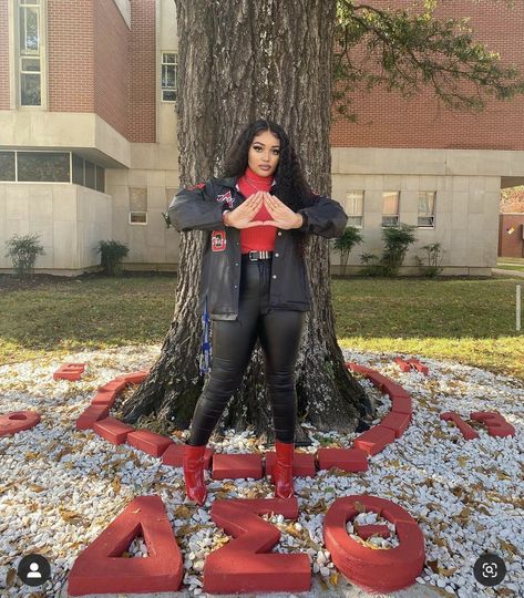 Dst Founders Day Outfit, Dst Outfits, Founders Day Outfit, J13 Delta Sigma Theta Outfit, Delta Sigma Theta Photoshoot Graduation, Dst Founders Day, Delta Sorority Photoshoot, First Day Out Delta Sigma Theta, Delta Sigma Theta Jersey