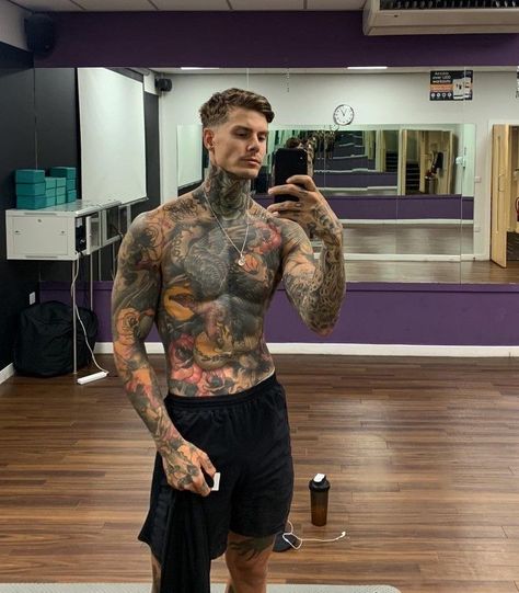 Tattoo Models Men, Heavily Tattooed Guys, Hot Guy With Tattoos, Hot Tattoo Men, Muscular Tattooed Men, Men With Tattoos, Guys With Tattoos, Tattooed Guys, Tattoed Guys