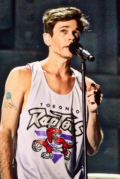 and this tattoo tho. Just his tattoos. This one is a dog. Nate Ruess, Nate The Great, I See Stars, Best Night Of My Life, Dapper Gentleman, Band Photos, Fun Fun, Musical Group, Kinds Of Music