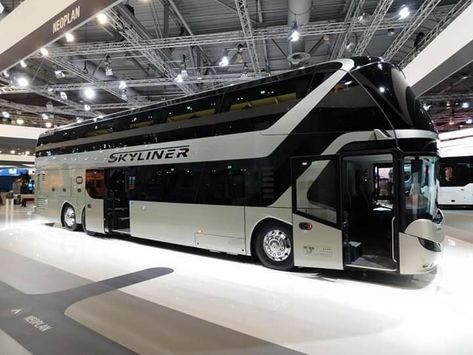 Man neoplan skyliner Alemania Bus Interior, Camping Inspiration, Future Transportation, Resort Architecture, Luxury Bus, Custom Chevy Trucks, School Interior, Luxurious Cars, Luxury House Interior Design