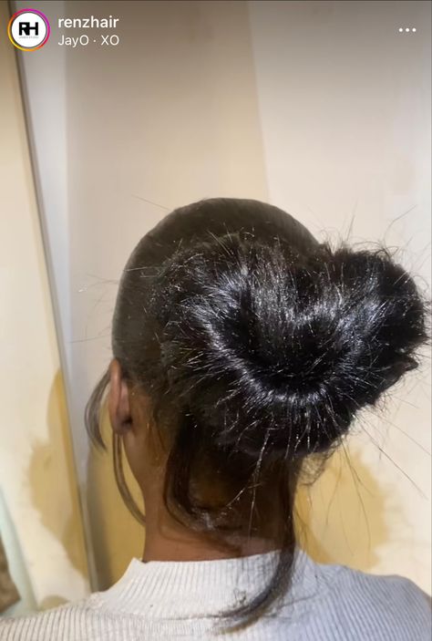 Heart Shaped Bun, Twa 4c, Heart Bun, Hair Bun Tutorial, Goals Inspiration, Frontal Hairstyles, Hair Appointment, Heart Hair, Quick Weave