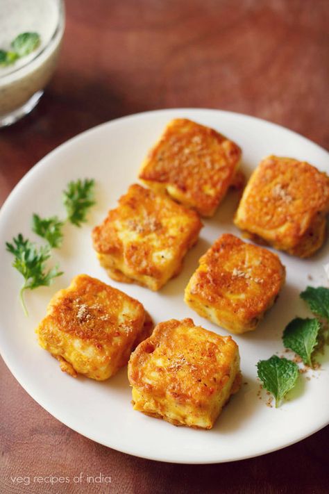 amritsari paneer tikka recipe Paneer Starters, Paneer Tikka Recipe, Fried Paneer, Ramzan Recipe, Paneer Cheese, Paneer Dishes, Tikka Recipe, Veg Snacks, Paneer Tikka