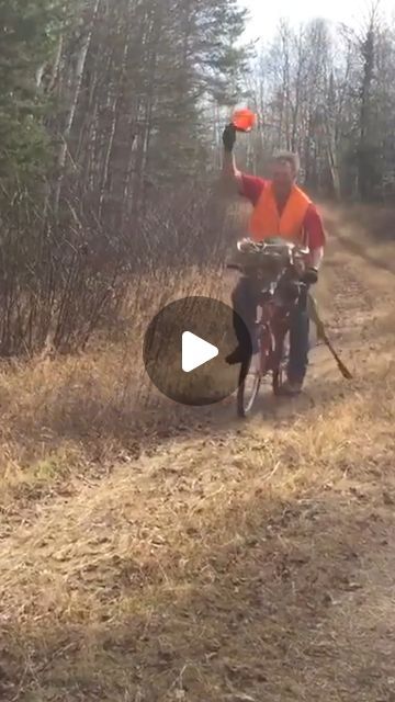 Deer & Deer Hunting on Instagram: "Well that's one way to do it!🤣 #deer #deerhunting" Deer Hunting Humor Hilarious Hunters, Funny Deer Hunting Pictures, Deer Hunting Memes Humor, Deer Hunting Humor Hilarious, Funny Deer Videos, Funny Hunting Memes Hilarious, Deer Season Humor, Funny Deer Pictures, Deer Hunting Memes