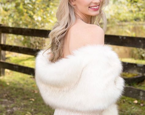 Fur Wrap Wedding, Wraps And Shawls, Brown Tips, Wedding Shawls, Pull Mohair, Fur Shrug, Bridal Shrug, Bridesmaid Shawl, Faux Fur Wrap