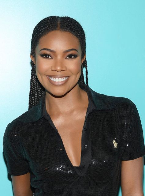 Gabrielle Union & Her Daughter Rock Matching Curls In Quarantine+#refinery29 Gabrielle Union Braids, Gabrielle Union Hairstyles, Brown Girls Makeup, Diy Haircut, Gabrielle Union, Braid Out, Girls Braids, Bleach Blonde, Haircut And Color