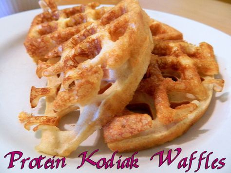 An easy healthy high-protein waffle recipe with only three ingredients -- especially great for when you're out of Greek yogurt or bananas which are common "from scratch" protein waffle staples. WLS Meal. WLS Recipe. Eating Bariatric. Clean Eating Waffles, Kodiak Waffles, High Protein Waffle Recipe, Bariatric Protein, Bariatric Lifestyle, Kodiak Cakes Recipe, Vsg Recipes, Sleeve Recipes, Wls Recipes