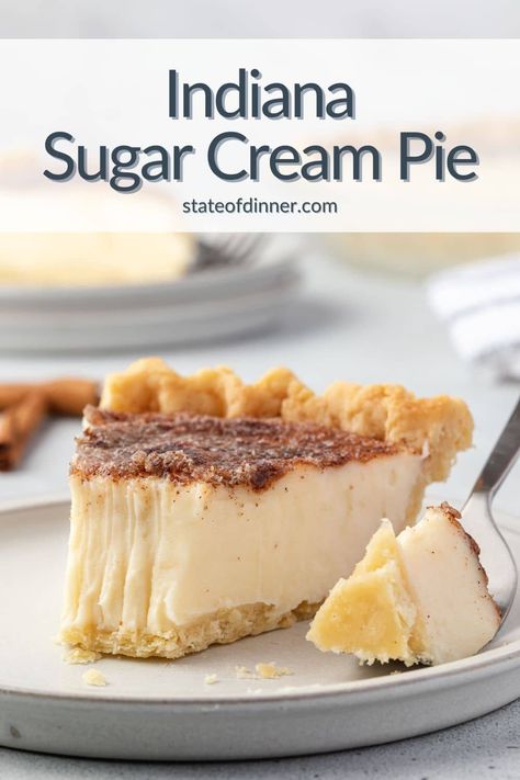 This Old Fashioned Sugar Cream Pie is creamy and sweet, with a texture similar to crème brûlée. It uses simple ingredients and takes just a few minutes to prepare. But it tastes impressive and that's why you'll love it! Hoosier Pie, Sugar Cream Pie Recipe, Snickers Torte, Sugar Cream Pie, Homemade Crust, Crumble Pie, Dinner Party Desserts, Easy Pie Recipes, Cream Pie Recipes