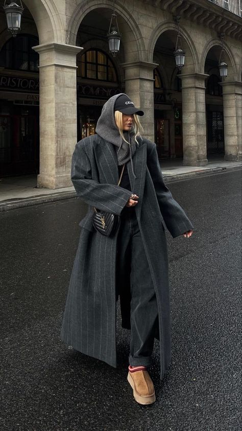 Amsterdam Outfit, Long Coat Outfit, Nyc Outfits, Paris Outfits, Street Style Winter, Outfits For Women, Casual Winter Outfits, 가을 패션, Autumn Outfit