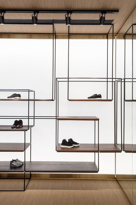 Shoe Store Design, Retail Interior Design, Platform Design, Store Interiors, Boutique Interior, Retail Interior, Store Design Interior, Store Interior, Shop Interiors