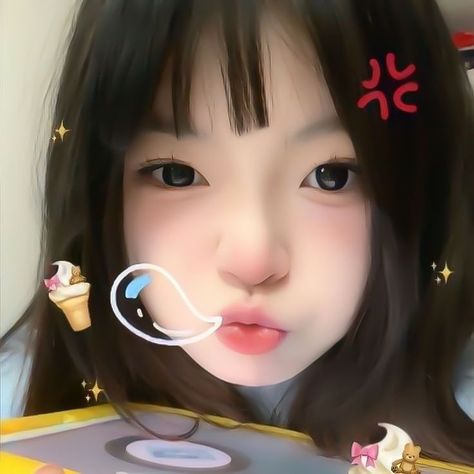 Nose Side Profile, Wispy Bangs Round Face, Hoverboard Girl, Images Terrifiantes, Ulzzang Short Hair, Japanese Kids, Cute Eyes Drawing, Soft Makeup Looks, Round Nose