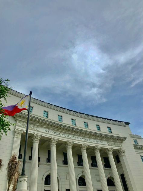 National Museum Of Natural History, Natural History Museum, Manila, National Museum, Natural History, Places Around The World, Ferry Building San Francisco, Places To Travel, Louvre