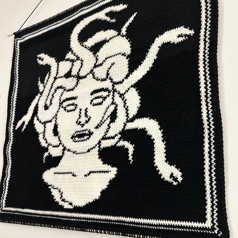 Medusa Wall Hanging Pattern 🐍🐍 #crochetpattern #tapestry #wallart #medusa #fiberart Spooky Knitting, Crochet Tapestry Wall Hanging, Pattern Reference, Crochet Kingdom, Wall Hanging Pattern, Tapestry Crochet Patterns, Crochet Tapestry, Tapestry Crochet, Alpha Pattern