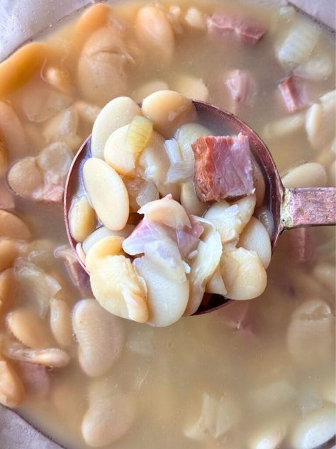 LIMA BEANS WITH HAM OVER RICE - (BUTTER BEANS) - The Southern Lady Cooks Butter Beans And Ham, Dried Lima Beans, Lima Beans And Ham, Cooking Lima Beans, Beans With Ham, Lima Bean Soup, Ham Hock Recipes, Beans And Ham, Lima Bean Recipes