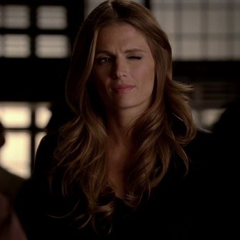 kate beckett Castle Abc, Castle Series, Castle Tv Series, Twd Comics, Richard Castle, Castle Tv Shows, Castle Beckett, Lauren German, Castle Tv