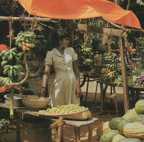 Bossa Nova Aesthetic, Nova Aesthetic, Brazilian Summer, Fruit Stall, Girl From Ipanema, Bossa Nova, Jolie Photo, Aesthetic Vintage, Summer Of Love