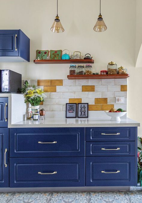 simple-kitchen-design-for-small-indian-homes Simple Kitchen Interior Design, Kitchen Organisation Hacks, Complete Kitchen Design, Modern Kitchen Appliances, Small Kitchen Design, Unique Backsplash, Simple Kitchen Design, Blue Backsplash, Kitchen Interior Design