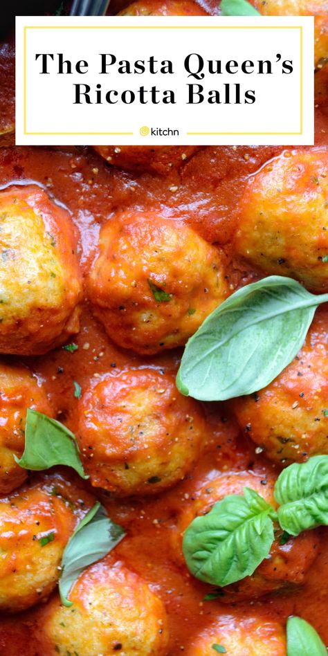 The Pasta Queen’s Ricotta Balls Are the Best Thing to Come from TikTok Ricotta Balls Recipe, Ricotta Balls, The Pasta Queen, Pasta Queen, Recipes With Ingredients, Ricotta Recipes, Bariatric Eating, African Recipes, Homemade Tomato Sauce