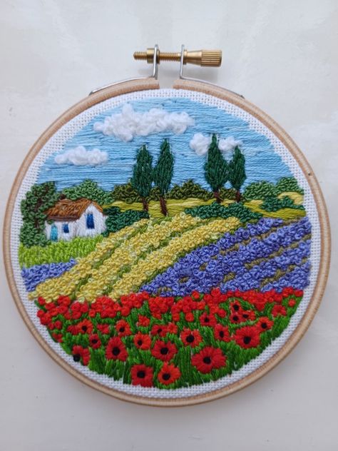 Embroidery Flower Field, Flower Field Embroidery, Embroidery Landscape Easy, Textured Embroidery, Embroidery Landscape, Embroidery Wall Hanging, Landscape Embroidery, Modern Hand Embroidery Patterns, Embroidery Hoop Art Diy