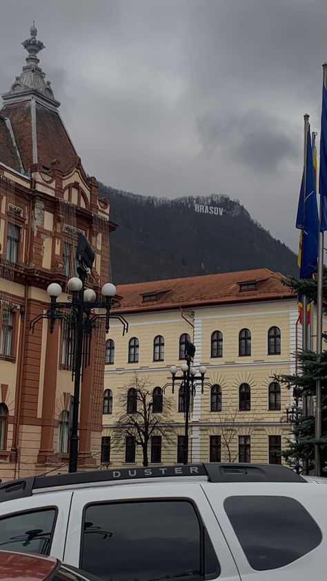 Brasov Romania Aesthetic, Soja Cat, Brasov Romania, Romania Travel, Bucharest Romania, Brasov, Natural Park, Eastern Europe, City View