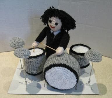 Lupey Loops: Fashioning the Fab Four (Part 10): We Can Work It Out Original Dolls, The Fab Four, Drum And Bass, Work It, Original Designs, Amigurumi, Yarn, Dolls, Tools