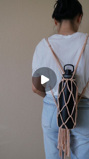 Macrame Bottle Holder Tutorial, Macrame Bottle Holder, Macrame Bottle, Ren Fair, Bottle Holder, Fiber Arts, Craft Diy, Bottle Holders, Big Size