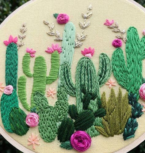 Embroidered Cactus, Cactus Embroidery, Advanced Embroidery, Fiber Art Quilts, Towel Embroidery, Basic Embroidery Stitches, Embroidery Hand, Cactus Flowers, Embroidery Floral