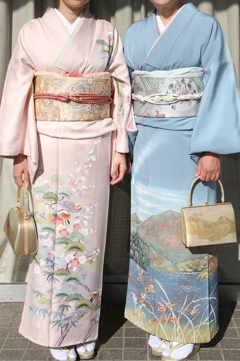 Furisode Kimono, Japanese Traditional Clothing, Cute Kimonos, Kimono Japan, Traditional Japanese Kimono, Mode Kimono, Yukata Kimono, Kimono Design, Traditional Kimono