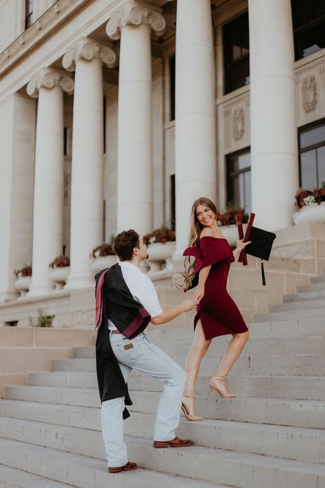 Grad Photos Couple, Graduation Couple, Couple Graduation Pictures, Couple Graduation, College Grad Pictures, Cap And Gown Photos, Nursing Graduation Pictures, Cap And Gown Pictures, Senior Photoshoot Poses