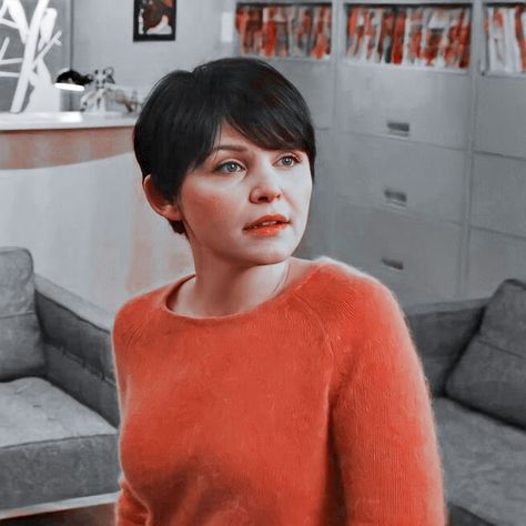 Mary Margaret Style, Mary Margaret Blanchard, Hair Tricks, Mary Margaret, Ginnifer Goodwin, White Icons, Favorite Hairstyles, Dc Characters, New Haircuts