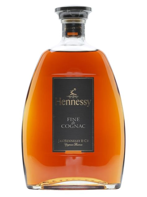 Hennessy Drinks, Cheap Liquor, Best Cognac, Hennessy Cognac, Grape Uses, Alcohol Bottles, Cocktail Drinks Recipes, Scotch Whiskey, Wine And Liquor