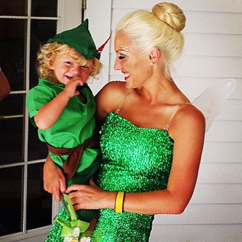 Disney Tinkerbell and Peter Pan Costume #Disney #Halloween #CostumeIdeas Mother Son Halloween Costumes, Mommy Baby Halloween Costumes, Tinkerbell And Peter Pan, Peter Pan Kostüm, Disney Costume Ideas, Mom Halloween Costumes, Mom Costumes, Mickey Halloween Party, First Halloween Costumes