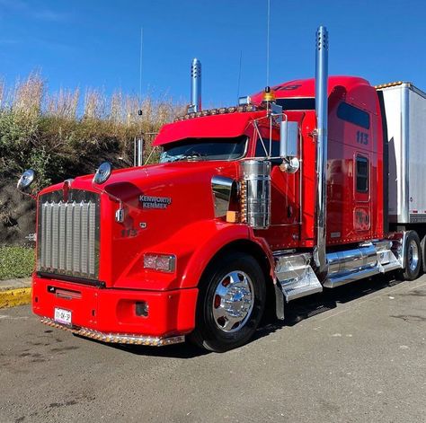 C A M I O N E S on Instagram: “Kenworth T800 studio sleeper🤤🔥🥰❤️😎📸 créditos de fotografía @carlosortega113trb Saludos!!!! . . . . . . . .  #awesome #diesel #truck…” Trucks For Sell, Kenworth T800, Truck Photo, Truck Photos, Nice Trucks, American Trucks, Freightliner Trucks, Packing Clothes, Kenworth Trucks