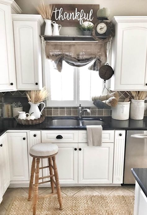 30+ Beautiful Farmhouse Kitchen Cabinet Ideas & Designs You Can't Miss Dapur Rustic, Farmhouse Kitchen Curtains, Interior Boho, Kitchen Updates, Interior Design Minimalist, Kabinet Dapur, Decor Ikea, Farmhouse Kitchen Cabinets, Rustic Farmhouse Kitchen