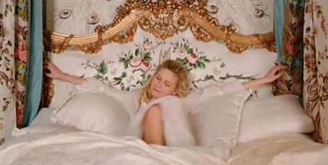 Marie Antoinette GIF - Marie Antoinette Chilling - Discover & Share GIFs Marie Antoinette Film, Marie Antoinette Movie, Marie Antoinette 2006, Diy Canopy, Sofia Coppola, Kirsten Dunst, Princess Aesthetic, Period Dramas, Marie Antoinette