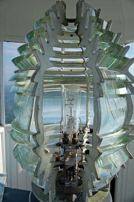 Inside A Lighthouse, Inside Lighthouse, Beacon Tower, Great Lakes Ships, Fresnel Lens, Lighthouse Lighting, Lighthouse Pictures, Beacon Of Light, Light Houses